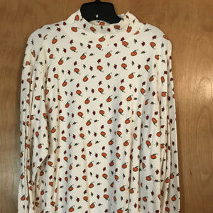 Long sleeve tee shirt